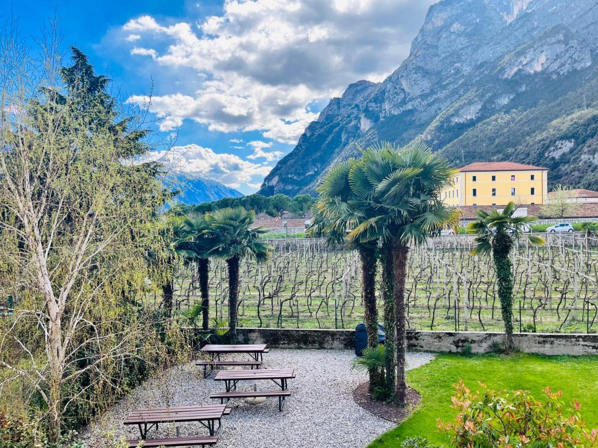 Albola Suite Holiday Apartments Riva del Garda Eksteriør billede