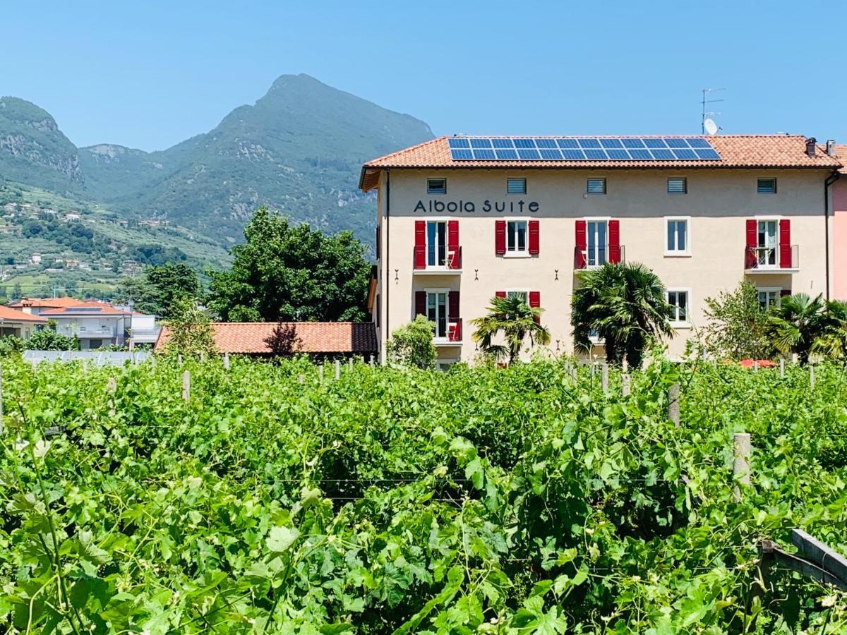 Albola Suite Holiday Apartments Riva del Garda Eksteriør billede